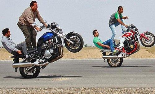  تک چرخ زدن با موتور 