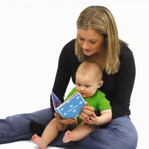 چگونه کودکان را به کتاب خواندن علاقهمند کنیم؟ چگونه کودکان را به کتاب خواندن علاقهمند کنیم؟