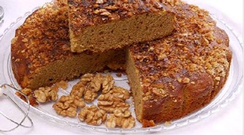 طرز تهیه کیک گردویی با ارده و شیره انگور