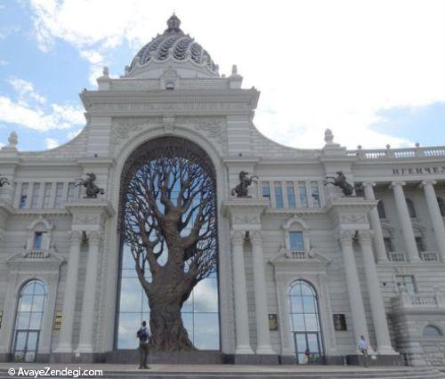 درخت آهنی جالب در وزارت کشاورزی روسیه